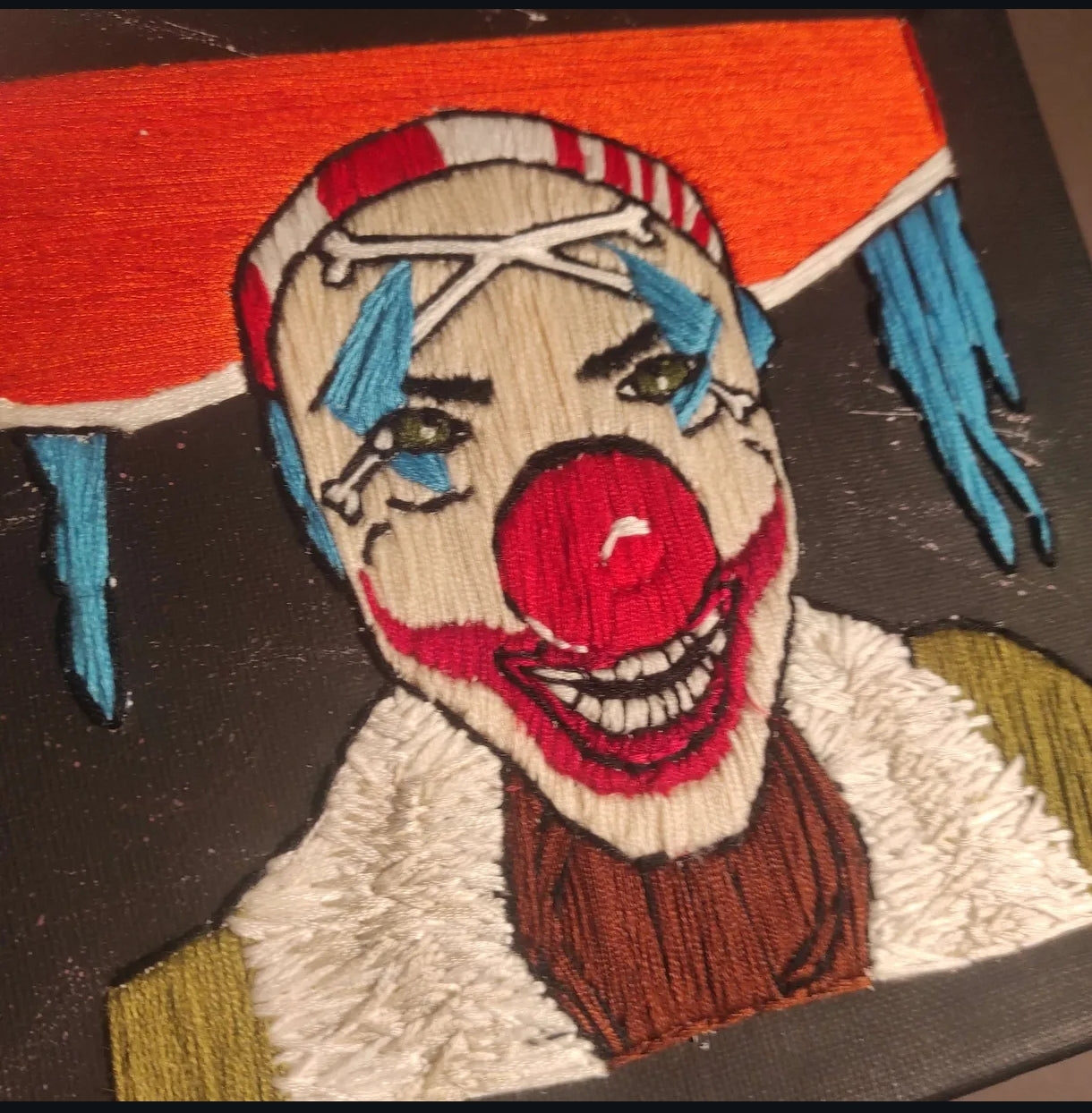 Tableau brodé clown pirate