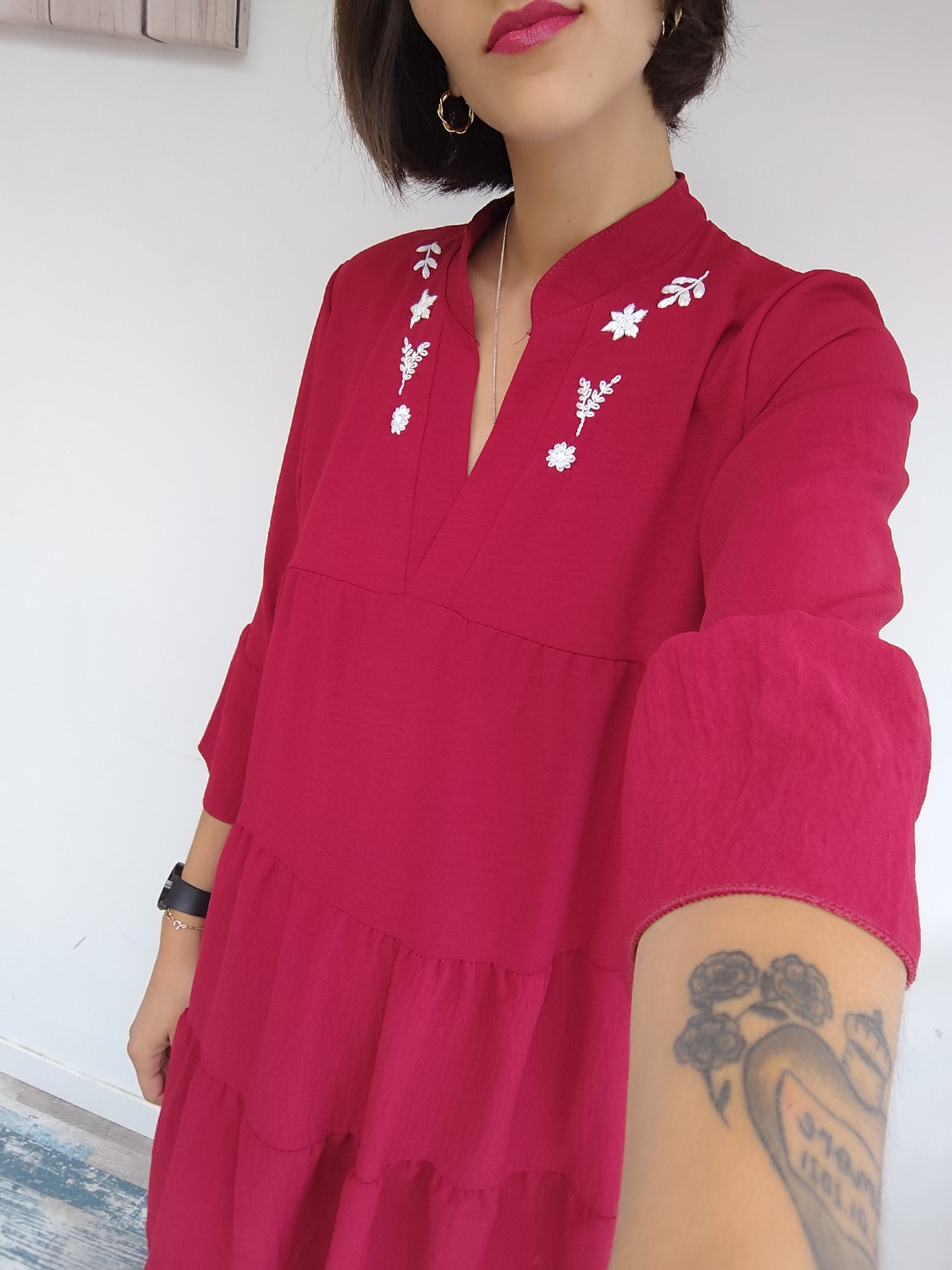 Robe bordeau brodé TU