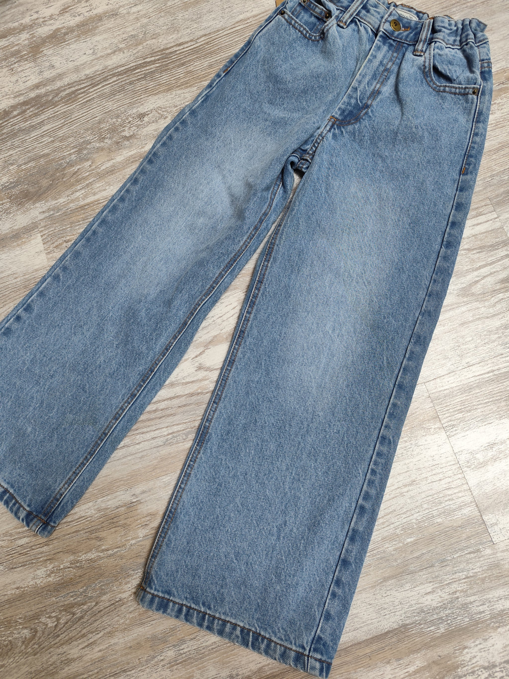Jean Jambes large brodé poche arrière florale (10ans)