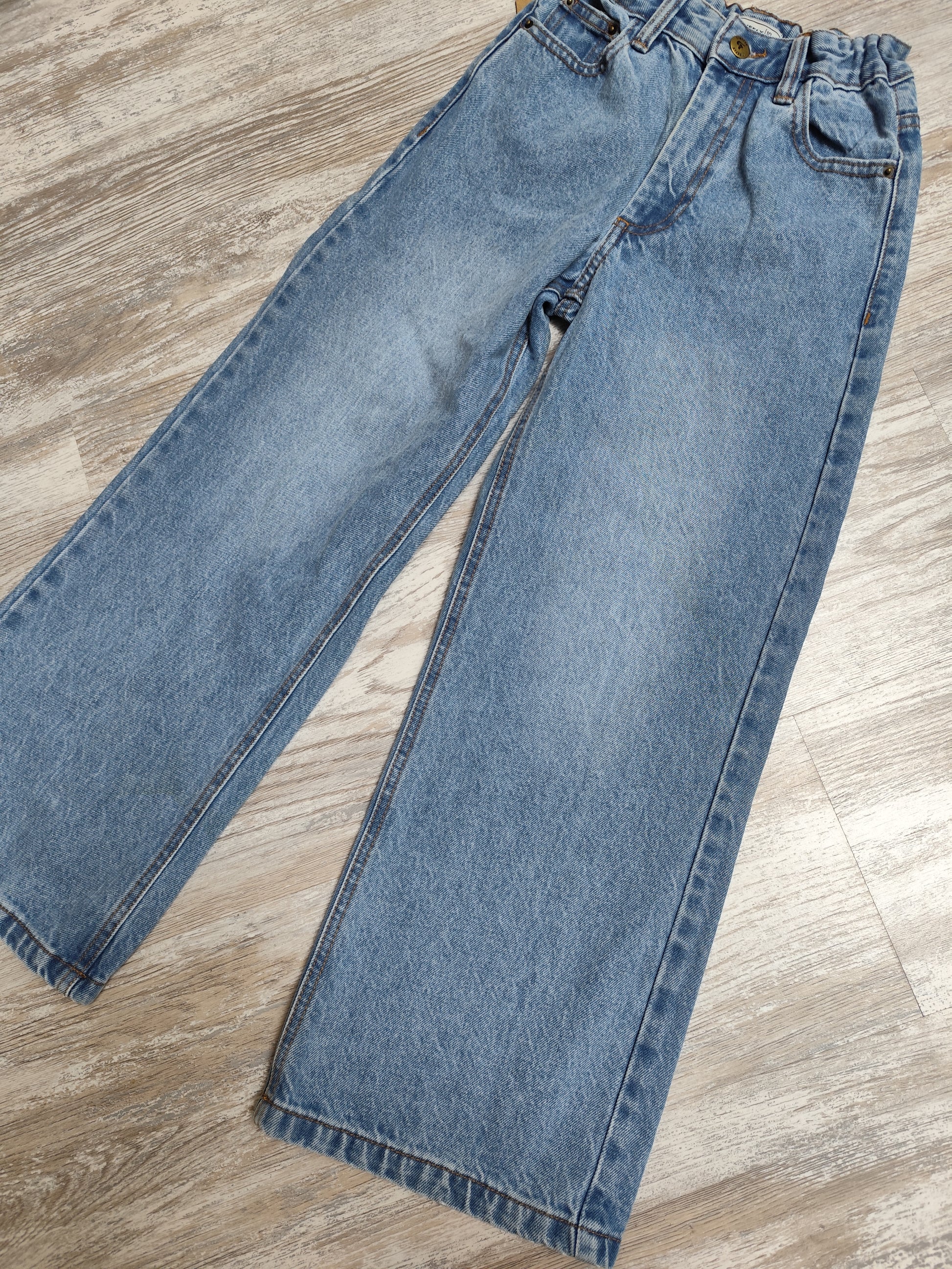 Jean Jambes large brodé poche arrière florale (10ans)