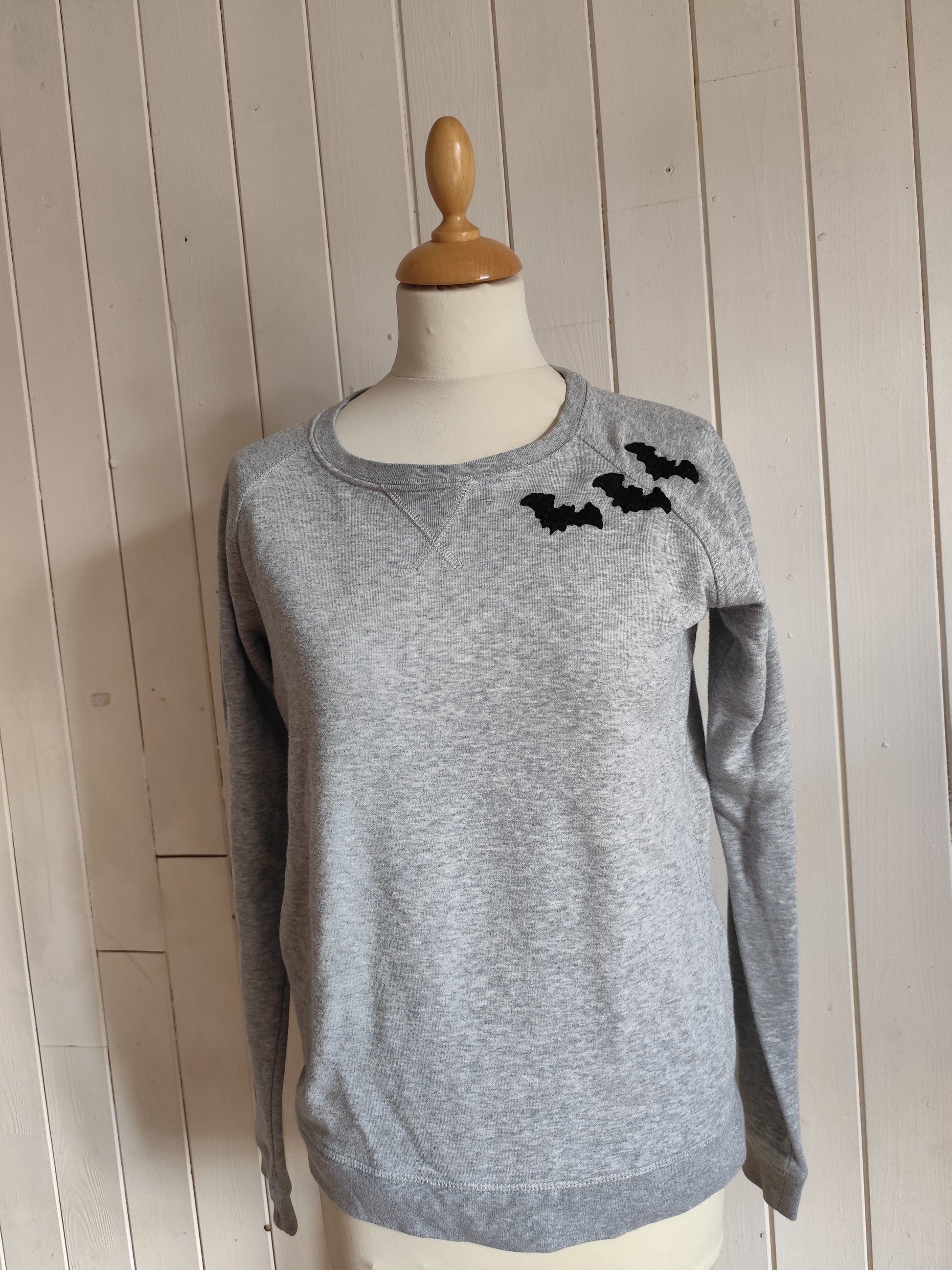 Pull chauve souris Taille S