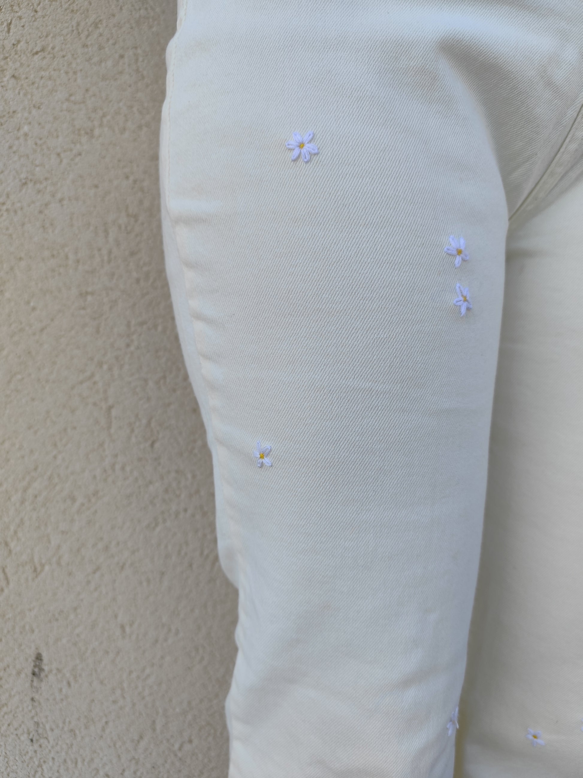 Jean Coupe Large Marguerite (L)